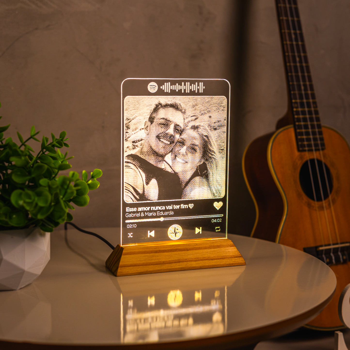 Luminária Spotify Personalizada Com Foto e Música - Troféu Presente Romântico Casal Família Amigos Decoração Quarto Sala
