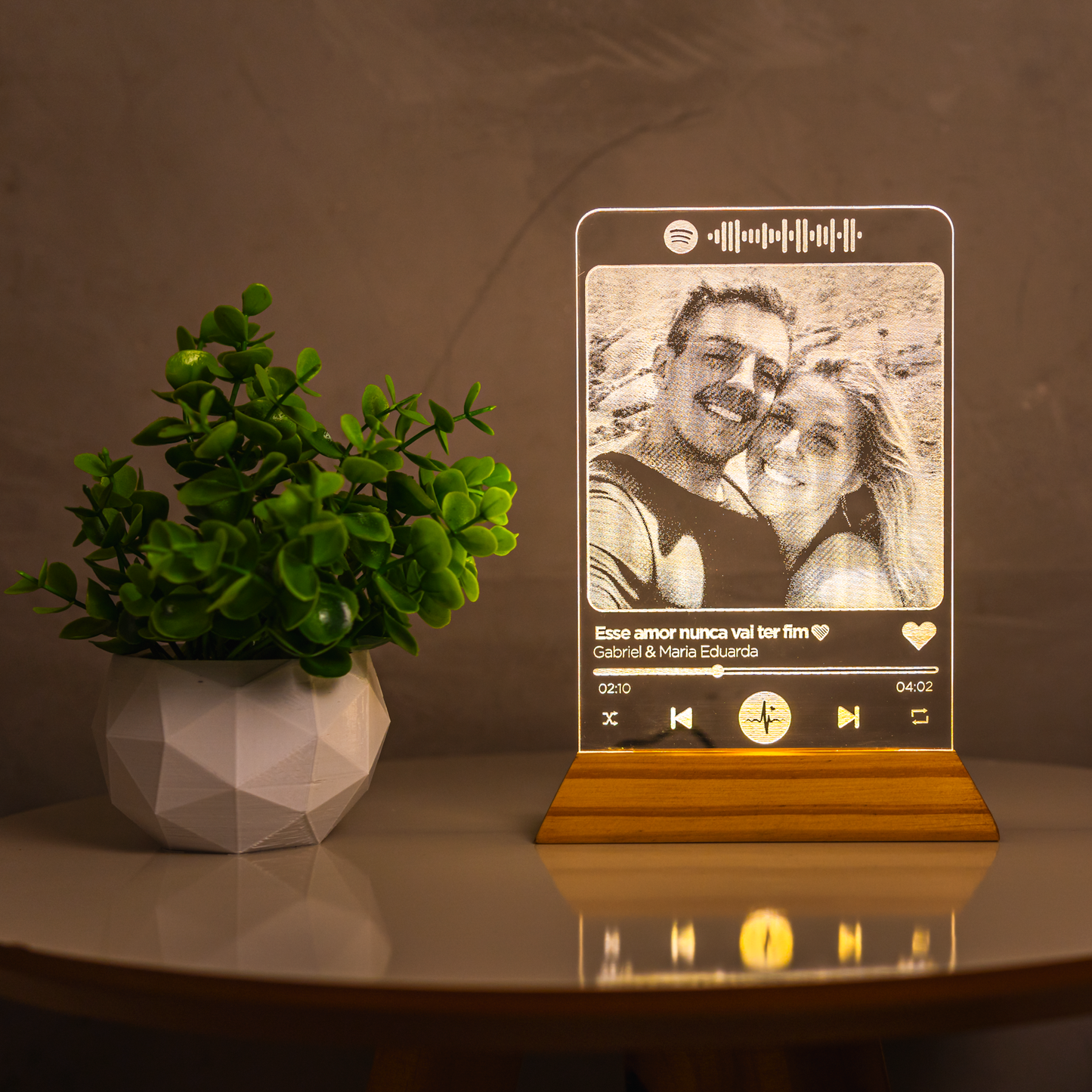 Luminária Spotify Personalizada Com Foto e Música - Troféu Presente Romântico Casal Família Amigos Decoração Quarto Sala