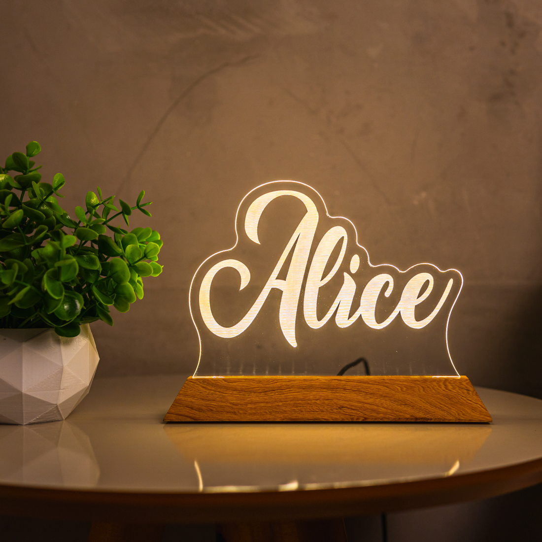 Luminária Display LED Com Nome Personalizado - Presente Casal Família Bebês Decoração Quarto Sala