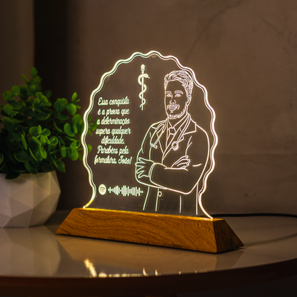 Luminária Formatura - Personalizada com Foto, Logo do Curso, Frase e Música