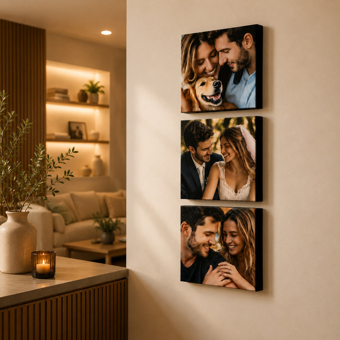 Kit 3 Quadros Personalizados com Foto na parede de uma sala aconchegante